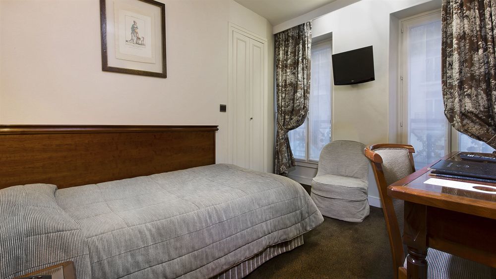 Passy Eiffel Hotel Париж Екстериор снимка