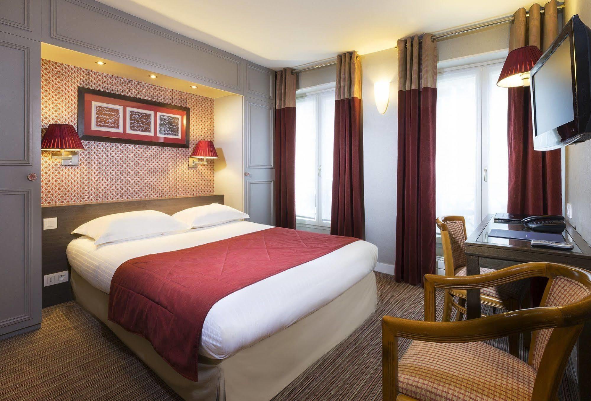 Passy Eiffel Hotel Париж Екстериор снимка