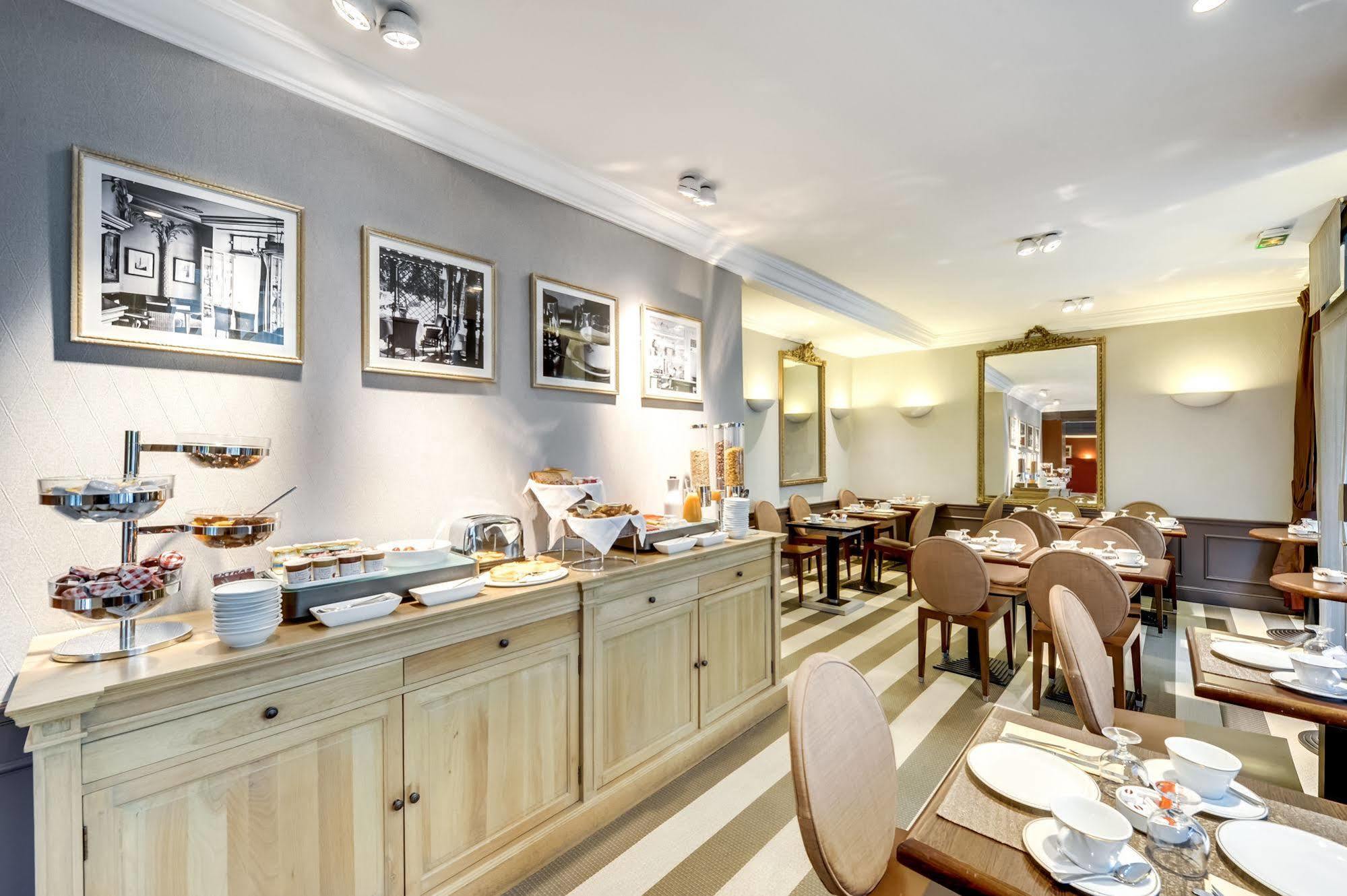 Passy Eiffel Hotel Париж Екстериор снимка