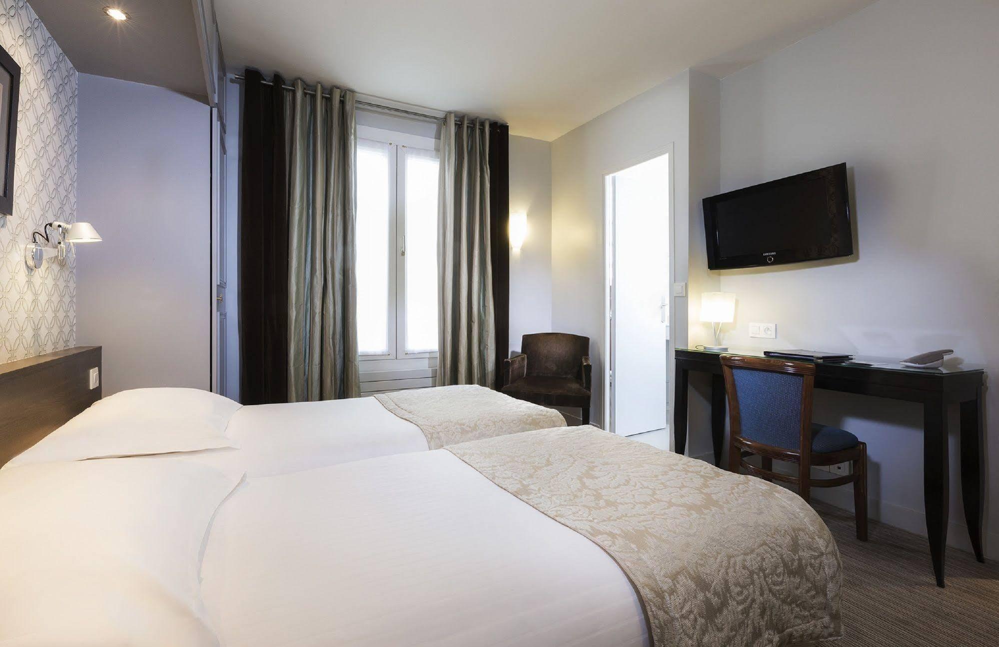 Passy Eiffel Hotel Париж Екстериор снимка
